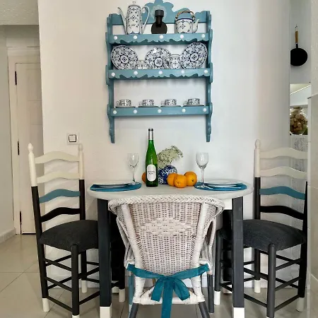 Flamenco, Solo A 40 Metros De La Playa Кальпе